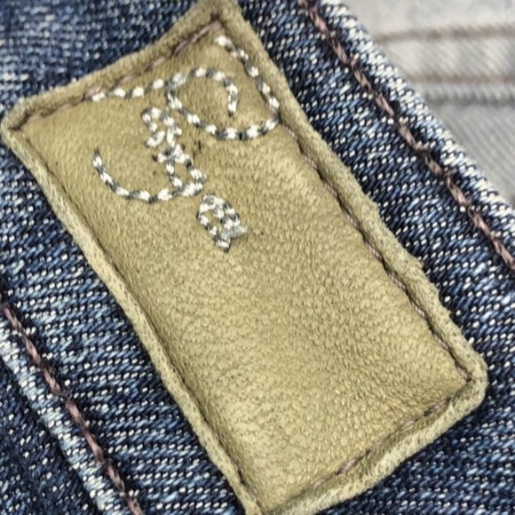 Women's Blue Jeans - Picture 3 of 16